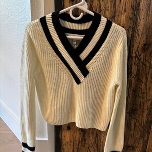 Calvin Klein Sweater